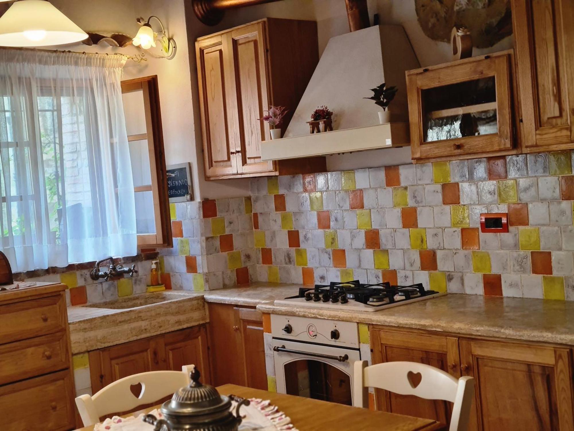 La Casetta Nel Borgo Кастельнуово-ді-Валь-ді-Чечина Номер фото